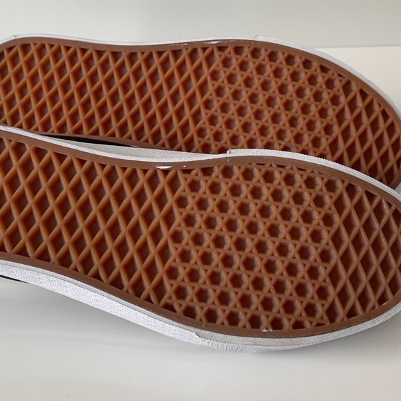 NWT Mens Vans OLD SKOOL SHOE sz 9 Black/White - Picture 5 of 9